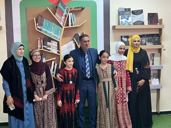 رئيس البلدية  يُشارك مدرسة الحرية احتفالاً لمناسـبة يوم التراث الفلسطيني