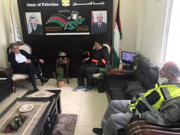 ربحي دولة يستقبل رئيس الاتحاد الفلسطيني للهيئات المحلية